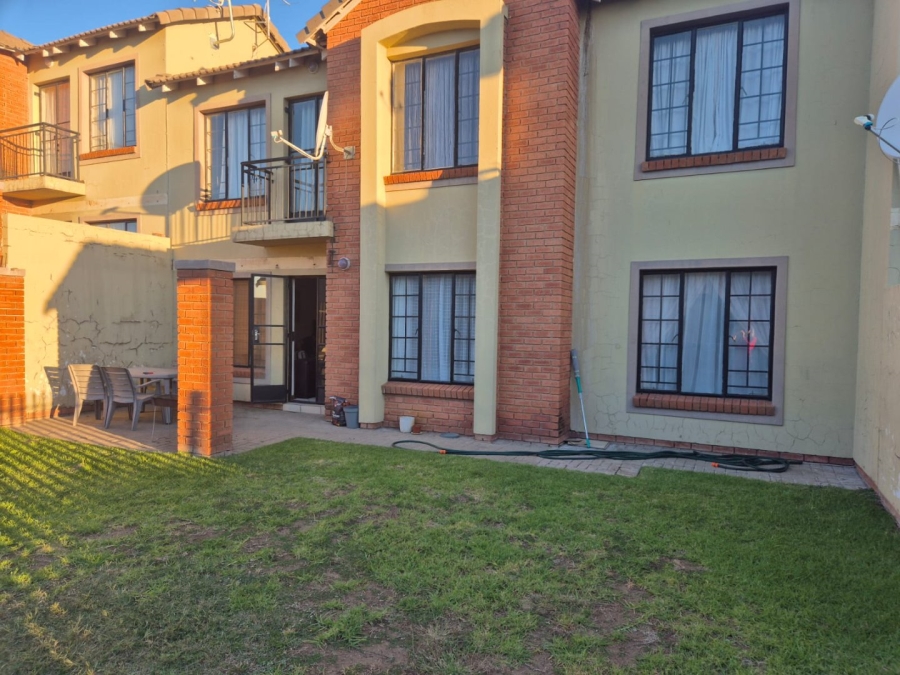 2 Bedroom Property for Sale in Hillside Free State